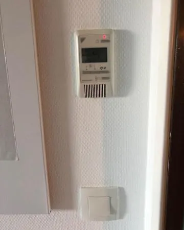 Apartment Le Saint Martin - Piscine & - Aeroport *