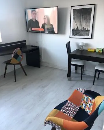 Apartment Le Saint Martin - Piscine & - Aeroport Toulouse
